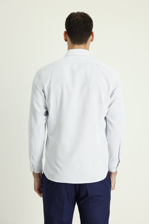 Uçuk Mavi Uzun Kol Slim Fit Dar Kesim Klasik Pamuklu Kolay Ütülenebilir Gömlek