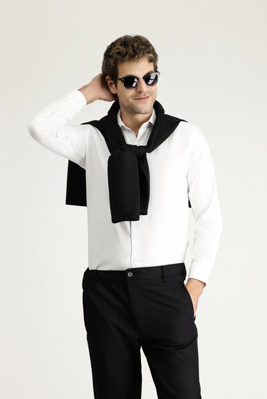  Beyaz Uzun Kol Slim Fit Dar Kesim Klasik Desenli Pamuklu Kolay Ütülenebilir Gömlek