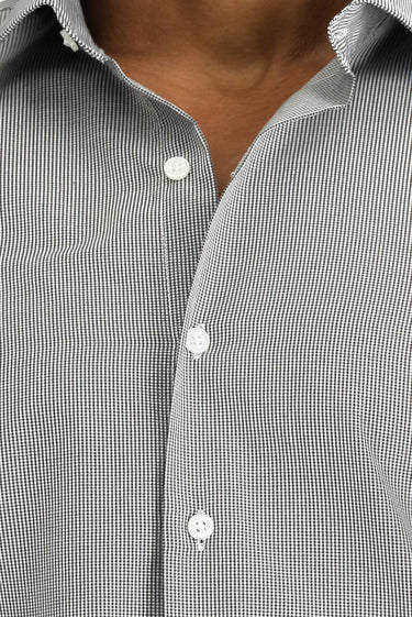 Siyah Uzun Kol Slim Fit Dar Kesim Klasik Desenli Pamuklu Kolay Ütülenebilir Gömlek