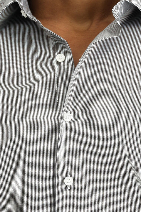 Siyah Uzun Kol Slim Fit Dar Kesim Klasik Desenli Pamuklu Kolay Ütülenebilir Gömlek