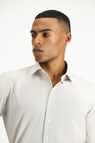  Orta Bej Uzun Kol Slim Fit Dar Kesim Klasik Desenli Pamuklu Kolay Ütülenebilir Gömlek