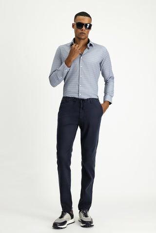  Orta Lacivert Uzun Kol Slim Fit Dar Kesim Desenli Klasik Pamuklu Kolay Ütülenebilir Gömlek