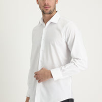 Beyaz Uzun Kol Klasik Desenli Pamuklu Kolay Ütülenebilir Gömlek