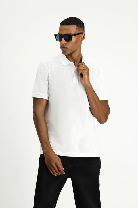 Beyaz Polo Yaka Regular Fit Nakışlı Pamuk Tişört