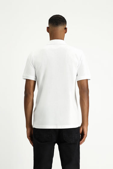 Beyaz Polo Yaka Regular Fit Nakışlı Tişört