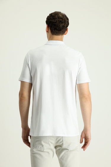  Beyaz Polo Yaka Regular Fit Nakışlı Süprem Pamuk Tişört