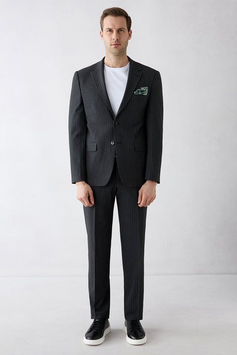 Siyah 4 Drop Relaxed Fit Rahat Kesim Mono Yaka Çizgili Takım Elbise