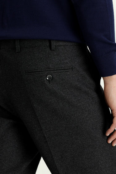 Siyah Slim Fit Dar Kesim Desenli Flanel Klasik Pantolon