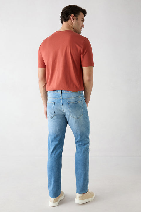 Uçuk Mavi Slim Fit Dar Kesim 5 Cep Pamuklu Likralı Denim Pantolon
