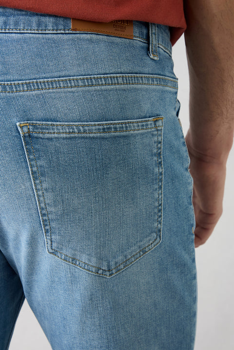 Uçuk Mavi Regular Fit Standart Kesim 5 Cep Pamuklu Likralı Denim Pantolon