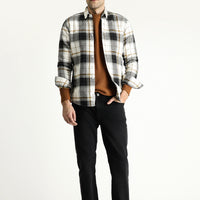 Siyah Regular Fit Likralı Denim Pantolon