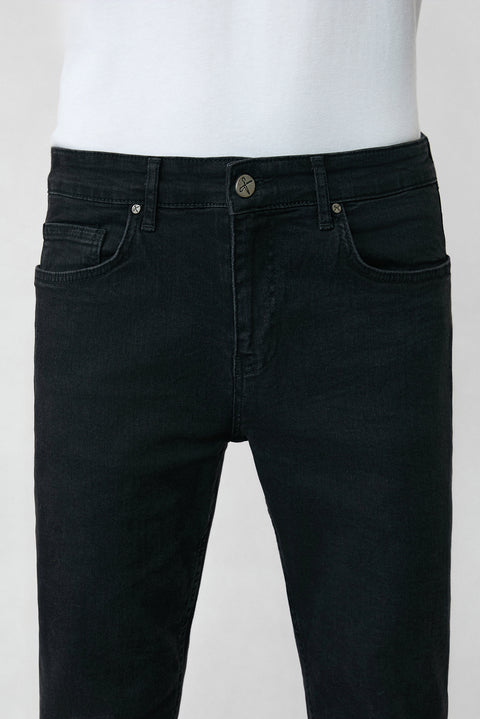 Siyah Slim Fit Dar Kesim Pamuklu Likralı Esnek 4 Mevsim Denim Pantolon