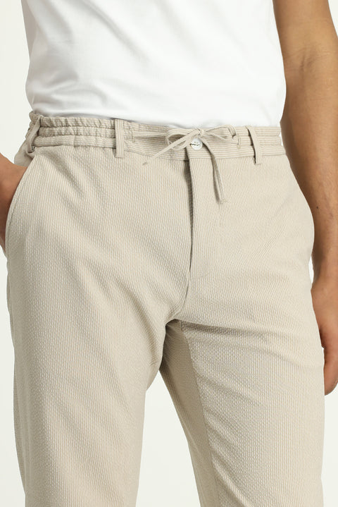 Açık Vizon 6 Drop Regular Fit Standart Kesim Beli Lastikli İpli Desenli Gofre Likralı Klasik Kumaş Pantolon