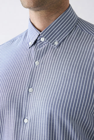  Koyu Lacivert Uzun Kol Regular Fit Çizgili Düğmeli Yaka Pamuklu Kolay Ütülenebilir Gömlek