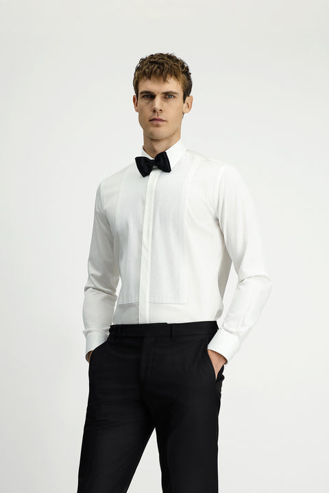 Beyaz Slim Fit Dar Kesim Piliseli Pamuklu Ata Yaka Gömlek