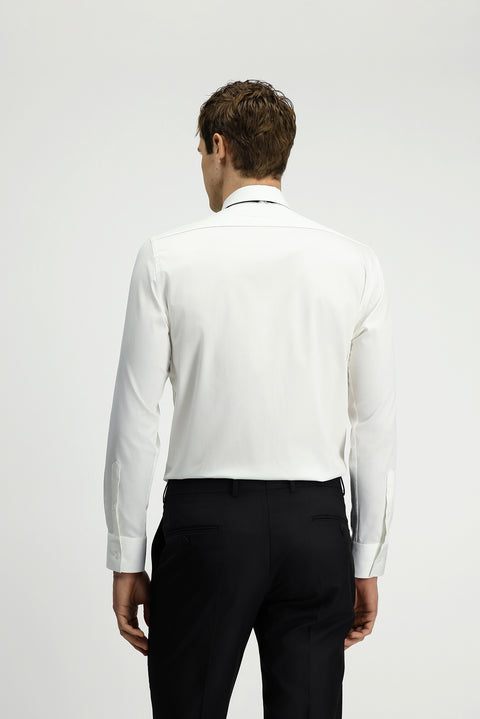 Beyaz Slim Fit Dar Kesim Piliseli Pamuklu Ata Yaka Gömlek