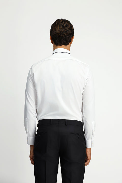 Beyaz Uzun Kol Slim Fit Dar Kesim Non Iron Klasik Piliseli Pamuklu Gömlek