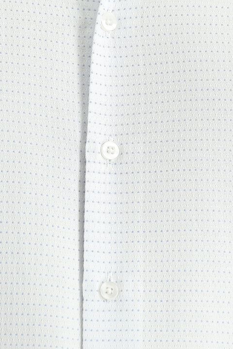 Uçuk Mavi Uzun Kol Slim Fit Dar Kesim Klasik Desenli Pamuklu Kolay Ütülenebilir Gömlek