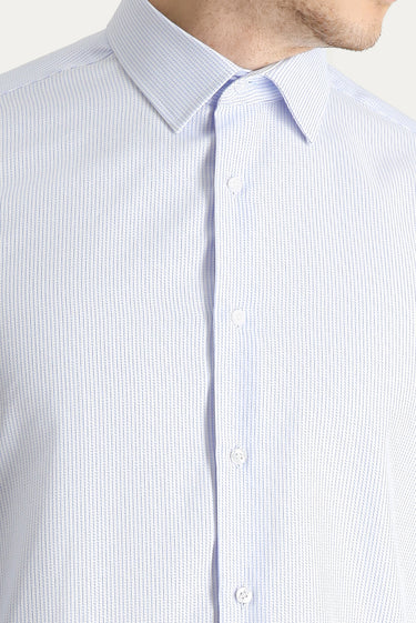 Açık Mavi Uzun Kol Slim Fit Dar Kesim Non Iron Desenli Pamuklu Gömlek