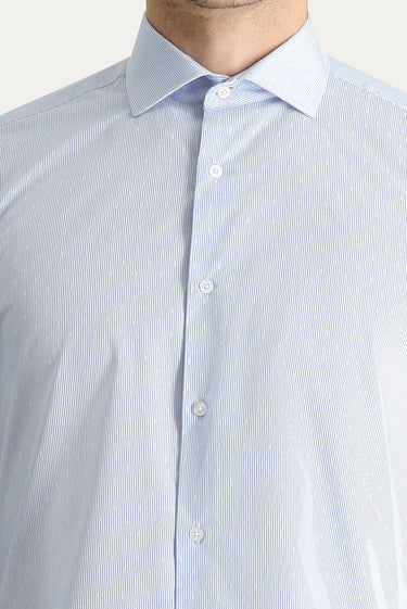 Açık Mavi Uzun Kol Slim Fit Dar Kesim Non Iron Klasik Desenli Pamuklu Gömlek
