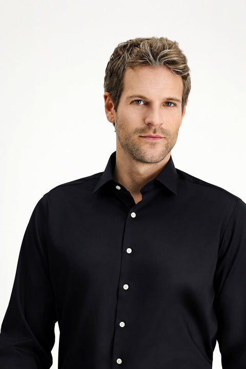 Siyah Uzun Kol Klasik Su İtici Leke Tutmaz 4 Mevsim Pamuk Gömlek