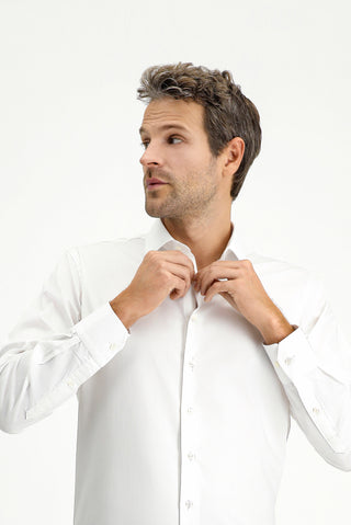  Beyaz Uzun Kol Klasik Pamuk Gömlek