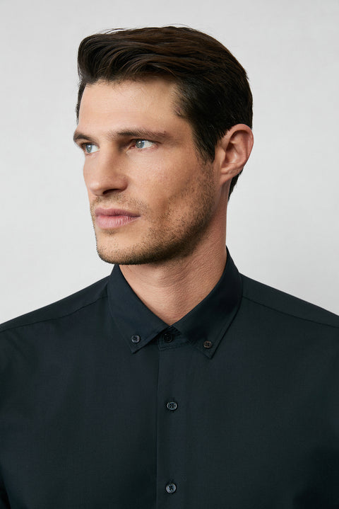 Siyah Uzun Kol Regular Fit Düğmeli Yaka Pamuklu Non Iron Ütü Gerektirmeyen Gömlek