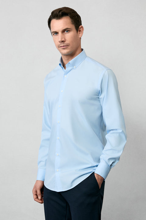 Uçuk Mavi Uzun Kol Regular Fit Düğmeli Yaka Pamuklu Non Iron Ütü Gerektirmeyen Gömlek