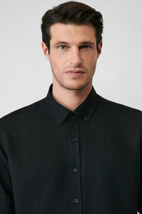 Siyah Uzun Kol Regular Fit Düğmeli Yaka Pamuklu Kolay Ütülenebilir Oxford 4 Mevsim Gömlek