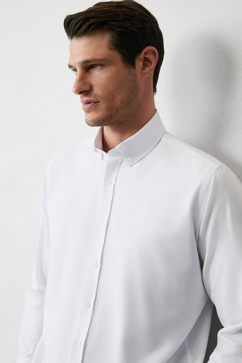 Beyaz Uzun Kol Regular Fit Düğmeli Yaka Pamuklu Kolay Ütülenebilir Oxford 4 Mevsim Gömlek