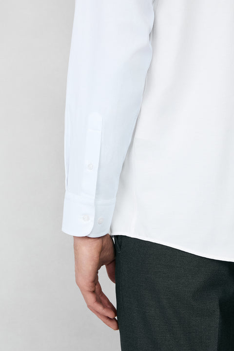 Beyaz Uzun Kol Regular Fit Düğmeli Yaka Pamuklu Kolay Ütülenebilir Oxford 4 Mevsim Gömlek