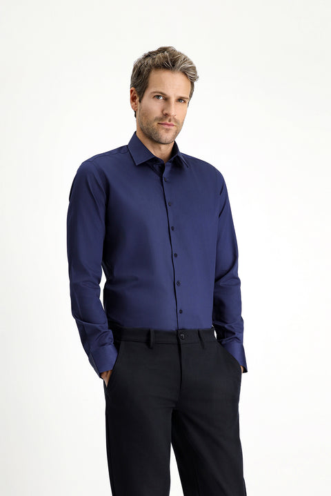 Koyu Lacivert Uzun Kol Slim Fit Dar Kesim Klasik Nano Care Su İtici Leke Tutmaz 4 Mevsim Pamuk Gömlek