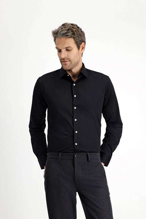 Siyah Uzun Kol Slim Fit Dar Kesim Klasik Su İtici Leke Tutmaz 4 Mevsim Pamuk Gömlek