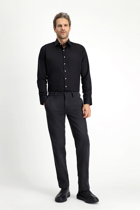 Siyah Uzun Kol Slim Fit Dar Kesim Klasik Su İtici Leke Tutmaz 4 Mevsim Pamuk Gömlek
