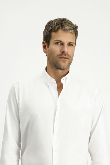  Beyaz Uzun Kol Slim Fit Dar Kesim Pamuk Oxford Gömlek
