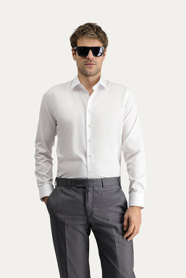  Beyaz Uzun Kol Slim Fit Dar Kesim Non Iron Klasik Pamuklu Gömlek