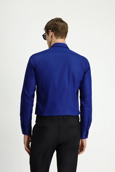Orta Lacivert Uzun Kol Slim Fit Dar Kesim Klasik Non Iron Pamuklu Gömlek