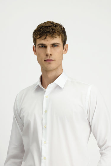 Beyaz Uzun Kol Slim Fit Dar Kesim Klasik Non Iron Pamuklu Gömlek