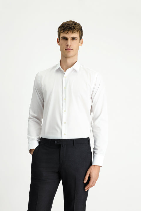 Beyaz Uzun Kol Slim Fit Dar Kesim Klasik Non Iron Pamuklu Gömlek
