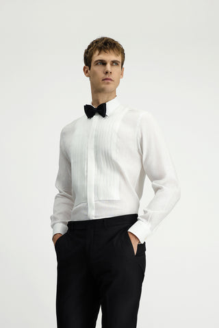  Beyaz Uzun Kol Klasik Piliseli Keten Gömlek