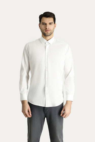 Beyaz Uzun Kol Slim Fit Dar Kesim Non Iron Ütü Gerektirmeyen Pamuklu Düğmeli Yaka Gömlek
