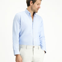 Açık Mavi Uzun Kol Slim Fit Düğmeli Yaka Pamuklu Kolay Ütülenebilir 4 Mevsim Oxford Gömlek