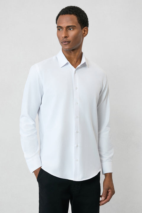 Beyaz Uzun Kol Slim Fit Klasik Yaka Pamuklu Kolay Ütülenebilir Oxford 4 Mevsim Gömlek