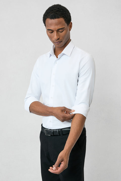 Beyaz Uzun Kol Slim Fit Klasik Yaka Pamuklu Kolay Ütülenebilir Oxford 4 Mevsim Gömlek