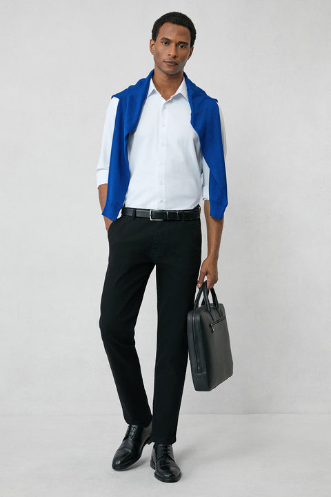 Beyaz Uzun Kol Slim Fit Klasik Yaka Pamuklu Kolay Ütülenebilir Oxford 4 Mevsim Gömlek