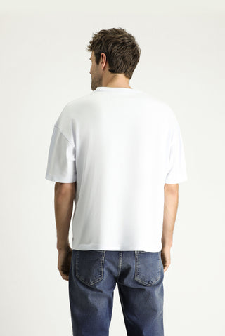  Beyaz Bisiklet Yaka Oversize Bask?l? Süprem Pamuk Ti?ört-Ki??l?