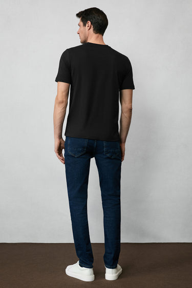 Beyaz-Siyah-Lacivert Bisiklet Yaka Slim Fit Dar Kesim Pamuk 3'lü Tişört Seti