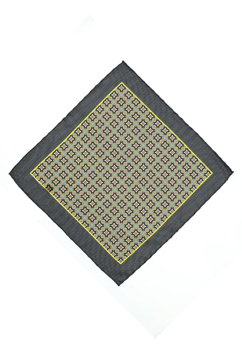 Siyah Desenli Mendil