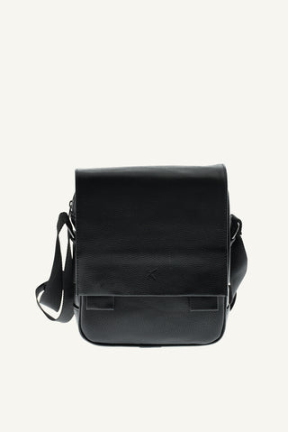  Siyah Postacı Çanta