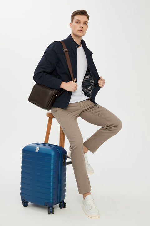 Koyu Lacivert Mevsimlik Mont